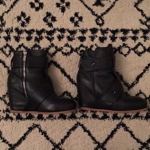 Black wedge bootie in size 8